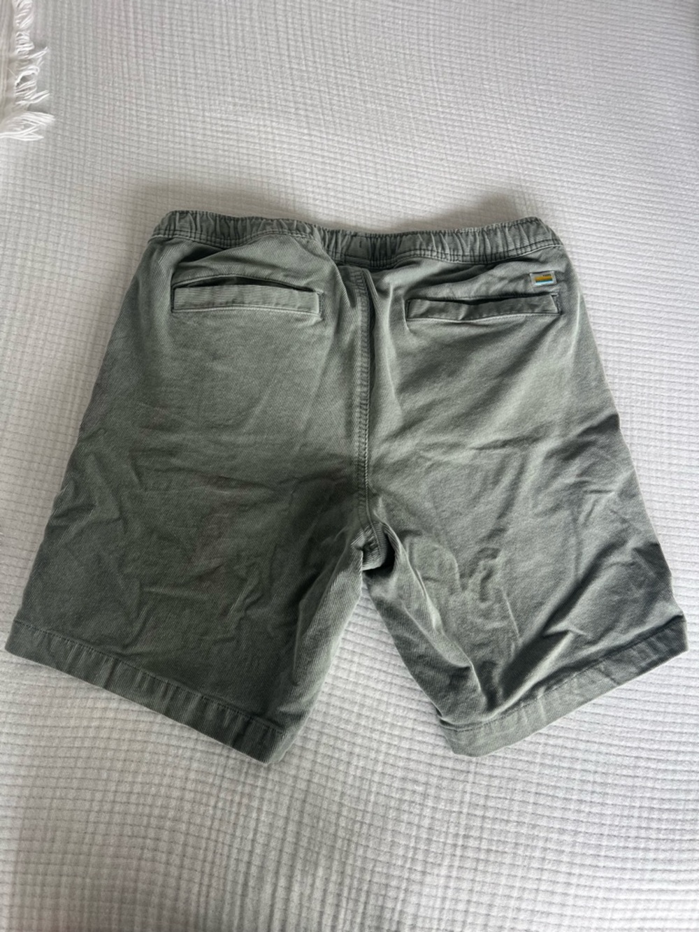 Vuori Kore Drawstring Shorts corduroy size medium - Picture 3 of 3